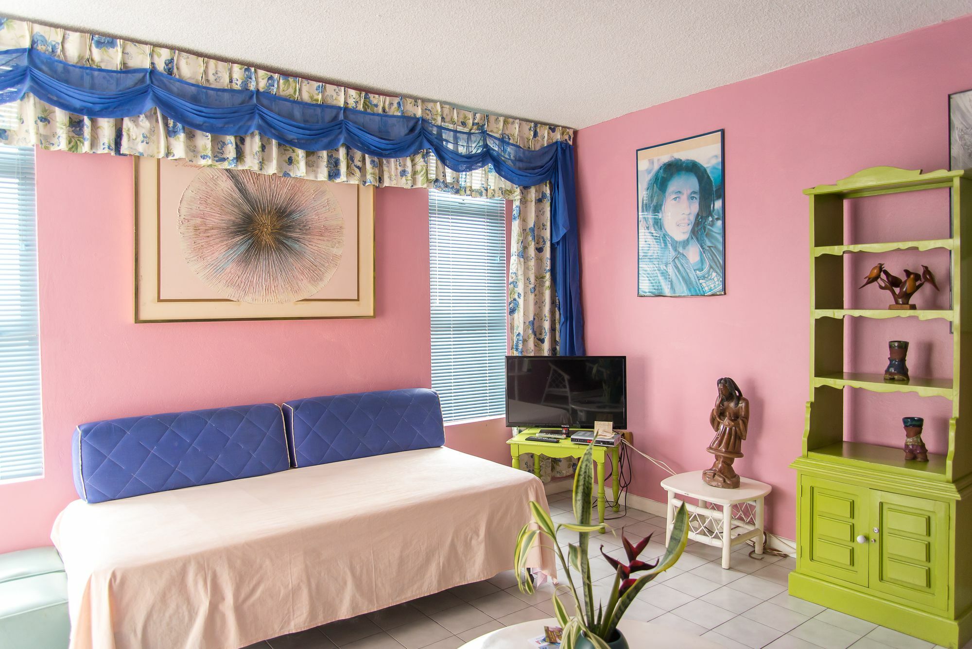 Montego Bay Club Apartments Екстер'єр фото